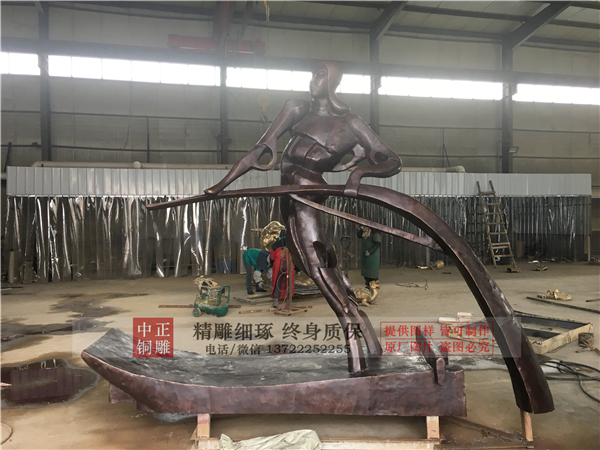 定做人物雕塑.jpg 定做人物雕塑.jpg