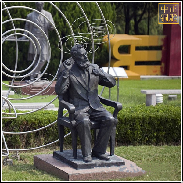 西方公園人物銅像鑄造.jpg