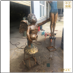 美術(shù)學院西方人物擺件 