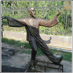 廣場老者打太極銅雕塑 廣場老者打太極銅雕塑