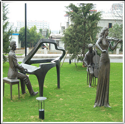 演奏音樂銅雕塑