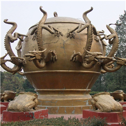 地動(dòng)儀雕塑圖片
